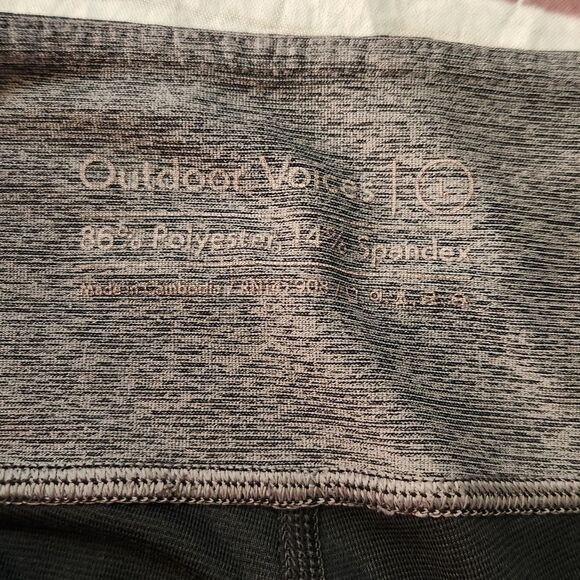 Outdoor Voices 7/8 Leggings Tri Color Size Large - Picture 5 of 5